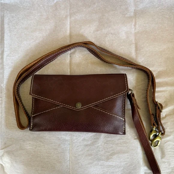 Portland Leather Brown Crossbody Bag Timeless Design - Picture 1 of 3